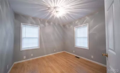 Bedroom - 906 E 6th St, Rolla, MO 65401 photo 2 of 4