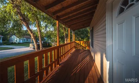 Exterior - 906 E 6th St, Rolla, MO 65401 photo 11 of 12