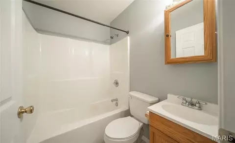 Bath - 906 E 6th St, Rolla, MO 65401 photo 2 of 2