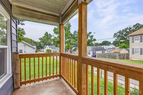 Exterior - 310 Moore St, Festus, MO 63028 photo 6 of 8