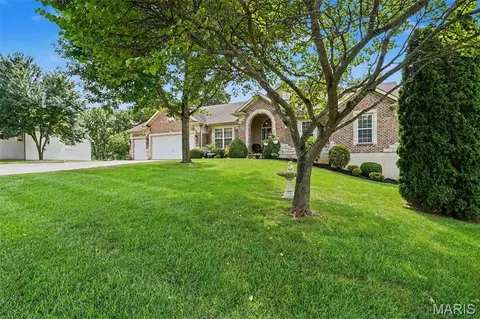 Exterior - 6337 White Clover Dr, Cedar Hill, MO 63016 photo 3 of 8