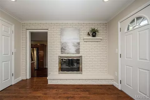 Entry Way - 304 Essen Ln, Ballwin, MO 63021 photo 1 of 1