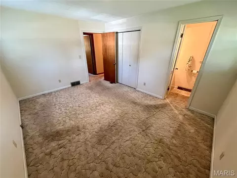 Bedroom - 266 Grandview Dr, Jackson, MO 63755 photo 6 of 6