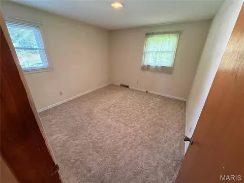 Bedroom - 266 Grandview Dr, Jackson, MO 63755 photo 3 of 6