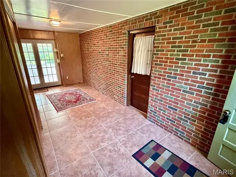 Entry Way - 266 Grandview Dr, Jackson, MO 63755 photo 1 of 3