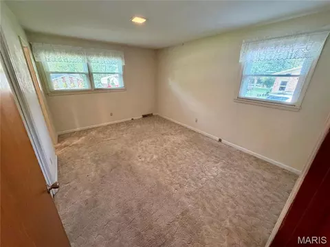 Bedroom - 266 Grandview Dr, Jackson, MO 63755 photo 5 of 6