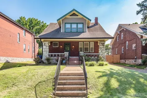3666 Loughborough Ave, Saint Louis, MO 63116