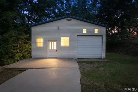 6660 Goldenrod, French Village, MO 63036