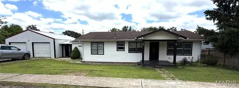 Other - 221 E 3rd St, Mountain View, MO 65548 photo 1 of 3
