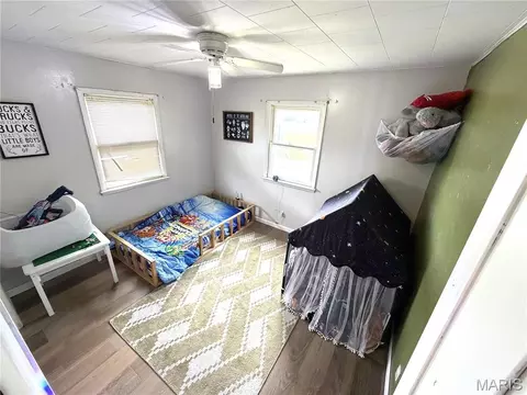 Bedroom - 221 E 3rd St, Mountain View, MO 65548 photo 1 of 3