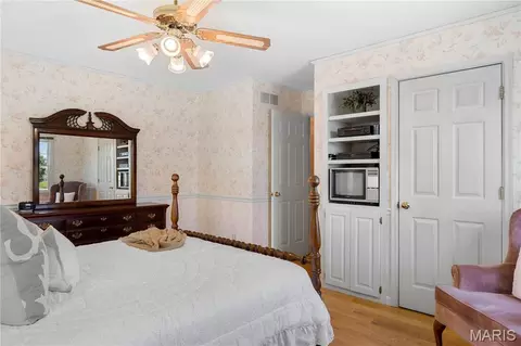 Bedroom - 794 Linns Mill Rd, Troy, MO 63379 photo 2 of 5