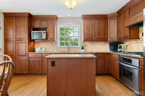 Kitchen - 794 Linns Mill Rd, Troy, MO 63379 photo 2 of 3