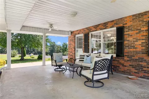 Exterior - 794 Linns Mill Rd, Troy, MO 63379 photo 16 of 17