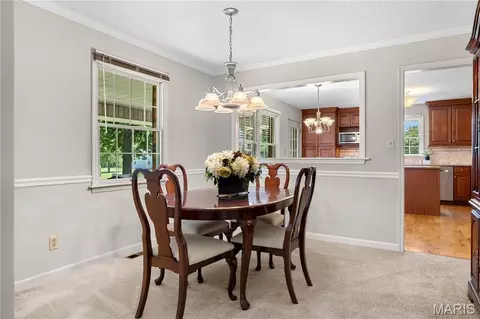 Dining - 794 Linns Mill Rd, Troy, MO 63379 photo 1 of 2