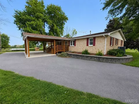 Exterior - 15 Quarry Rd, Troy, MO 63379 photo 3 of 4