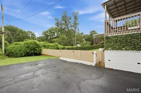 Exterior - 7262 Mackenzie Rd, Affton, MO 63123 photo 4 of 11