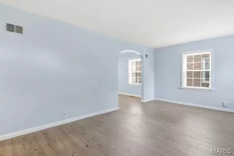 Living - 7262 Mackenzie Rd, Affton, MO 63123 photo 1 of 4