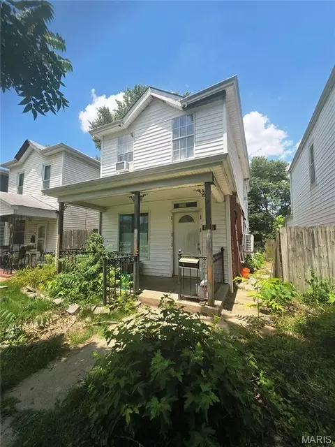 5379 Odell St, Saint Louis, MO 63139