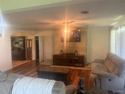 2707 N Service Rd, Saint Clair, MO 63077 photo 5
