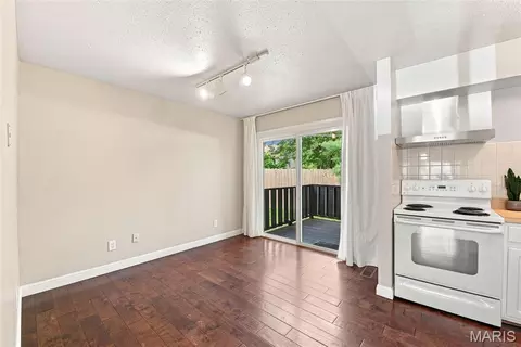 Other - 879 Portsdown Rd, Ballwin, MO 63011 photo 4 of 6