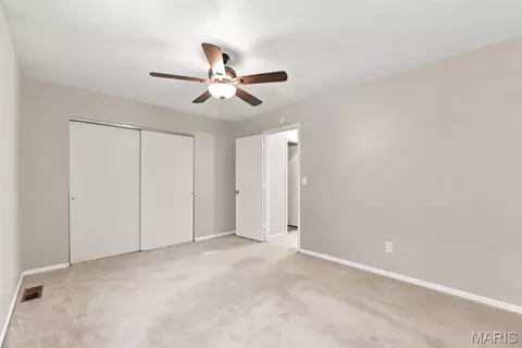 Bedroom - 879 Portsdown Rd, Ballwin, MO 63011 photo 2 of 7