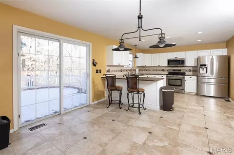 Kitchen - 1504 Englebrook Dr, Wildwood, MO 63011 photo 1 of 2