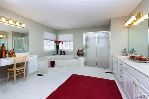 Bath - 1504 Englebrook Dr, Wildwood, MO 63011 photo 1 of 2