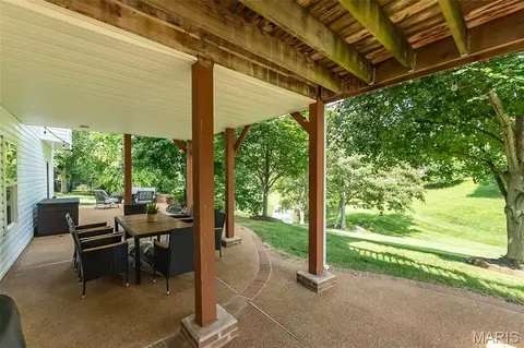 Exterior - 356 Carr Manor Ct, Ballwin, MO 63021 photo 5 of 7