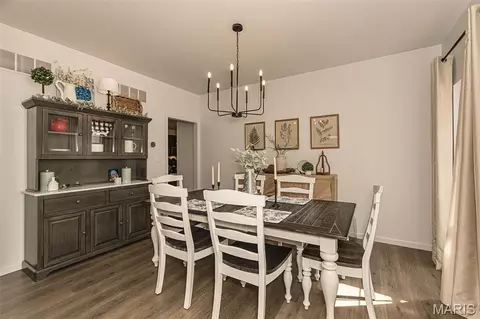 Dining - 356 Carr Manor Ct, Ballwin, MO 63021 photo 1 of 2