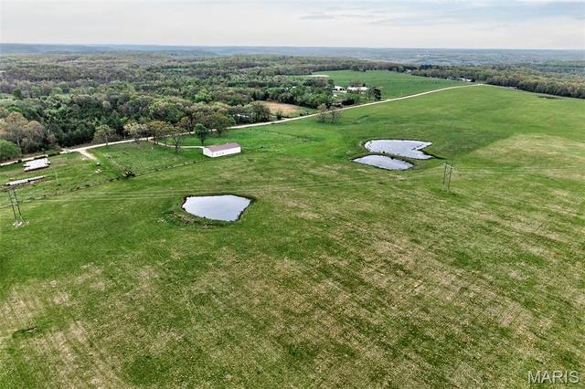 14325 Cascade Rd, Dixon, MO 65459