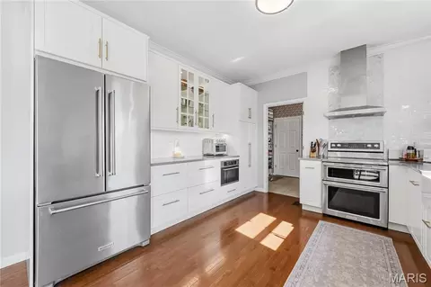 Kitchen - 2703 Angle Gate Cir, O'fallon, MO 63368 photo 4 of 6