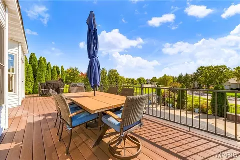 Exterior - 2703 Angle Gate Cir, O'fallon, MO 63368 photo 5 of 19