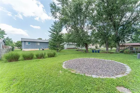 Exterior - 1405 Birch Dr, Pacific, MO 63069 photo 5 of 7