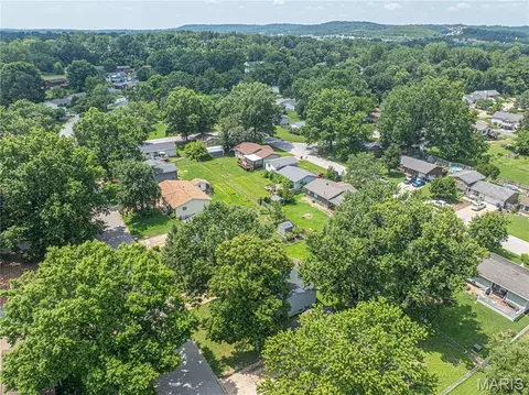 View/Area - 1405 Birch Dr, Pacific, MO 63069 photo 3 of 5