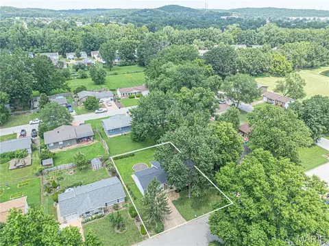 View/Area - 1405 Birch Dr, Pacific, MO 63069 photo 2 of 5
