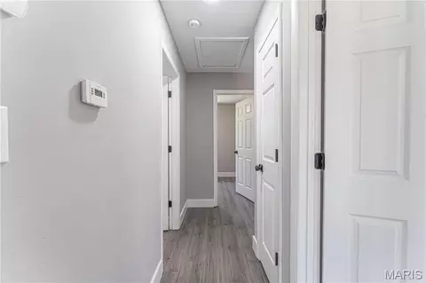 Entry Way - 1405 Birch Dr, Pacific, MO 63069 photo 2 of 3