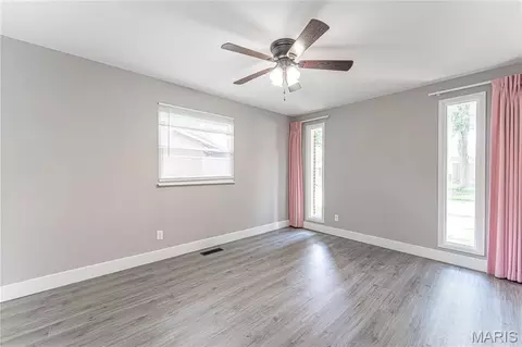 Bedroom - 1405 Birch Dr, Pacific, MO 63069 photo 1 of 4