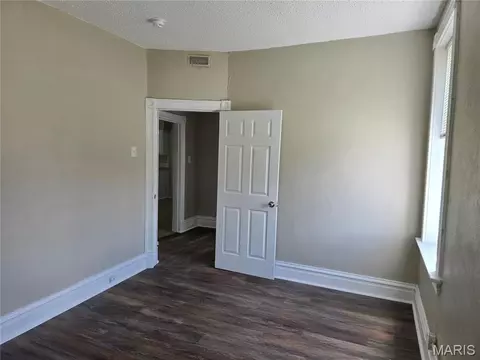 Bedroom - 4555 S Compton Ave, Saint Louis, MO 63111 photo 2 of 5