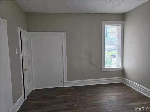 Bedroom - 4555 S Compton Ave, Saint Louis, MO 63111 photo 3 of 5