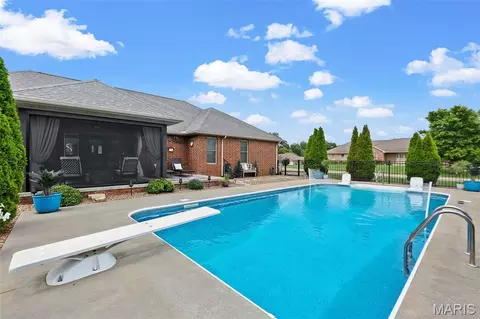 Exterior - 1561 Chimney Spring Ct, Jackson, MO 63755 photo 9 of 15