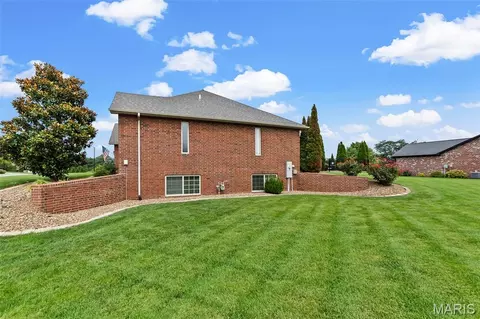 Exterior - 1561 Chimney Spring Ct, Jackson, MO 63755 photo 3 of 15