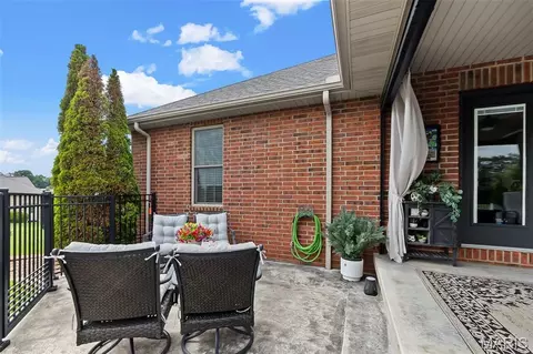 Exterior - 1561 Chimney Spring Ct, Jackson, MO 63755 photo 11 of 15