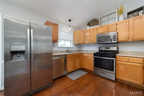 Kitchen - 4 Tomahawk Ct, O'fallon, MO 63366 photo 1 of 2