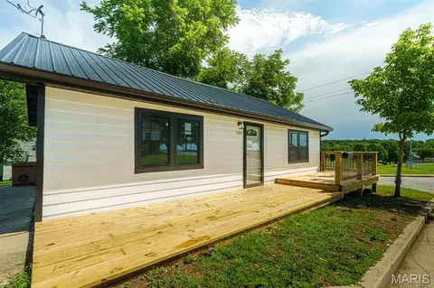 Exterior - 1307 Gulf Ave, Rolla, MO 65401 photo 3 of 7