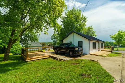 Exterior - 1307 Gulf Ave, Rolla, MO 65401 photo 5 of 7