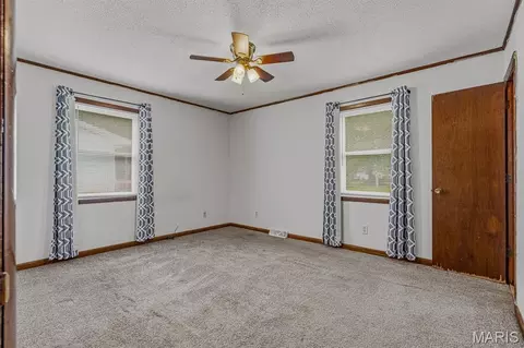 Bedroom - 205 S Lunbeck Ave, Gideon, MO 63848 photo 2 of 4