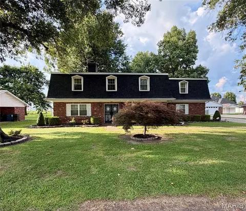 200 Clover Ln, Portageville, MO 63873