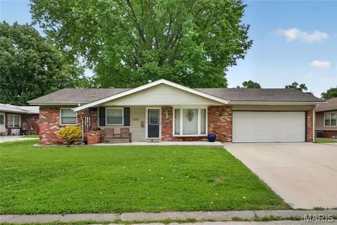 3260 Willow Ave, Granite City, IL 62040