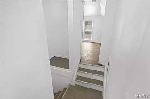 Entry Way - 616 E 8th St, Alton, IL 62002 photo 1 of 2