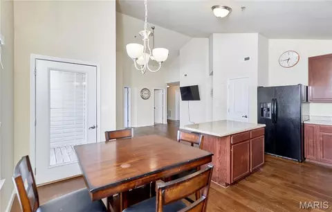 Dining - 532 Bramblett Hls, O'fallon, MO 63366 photo 2 of 2